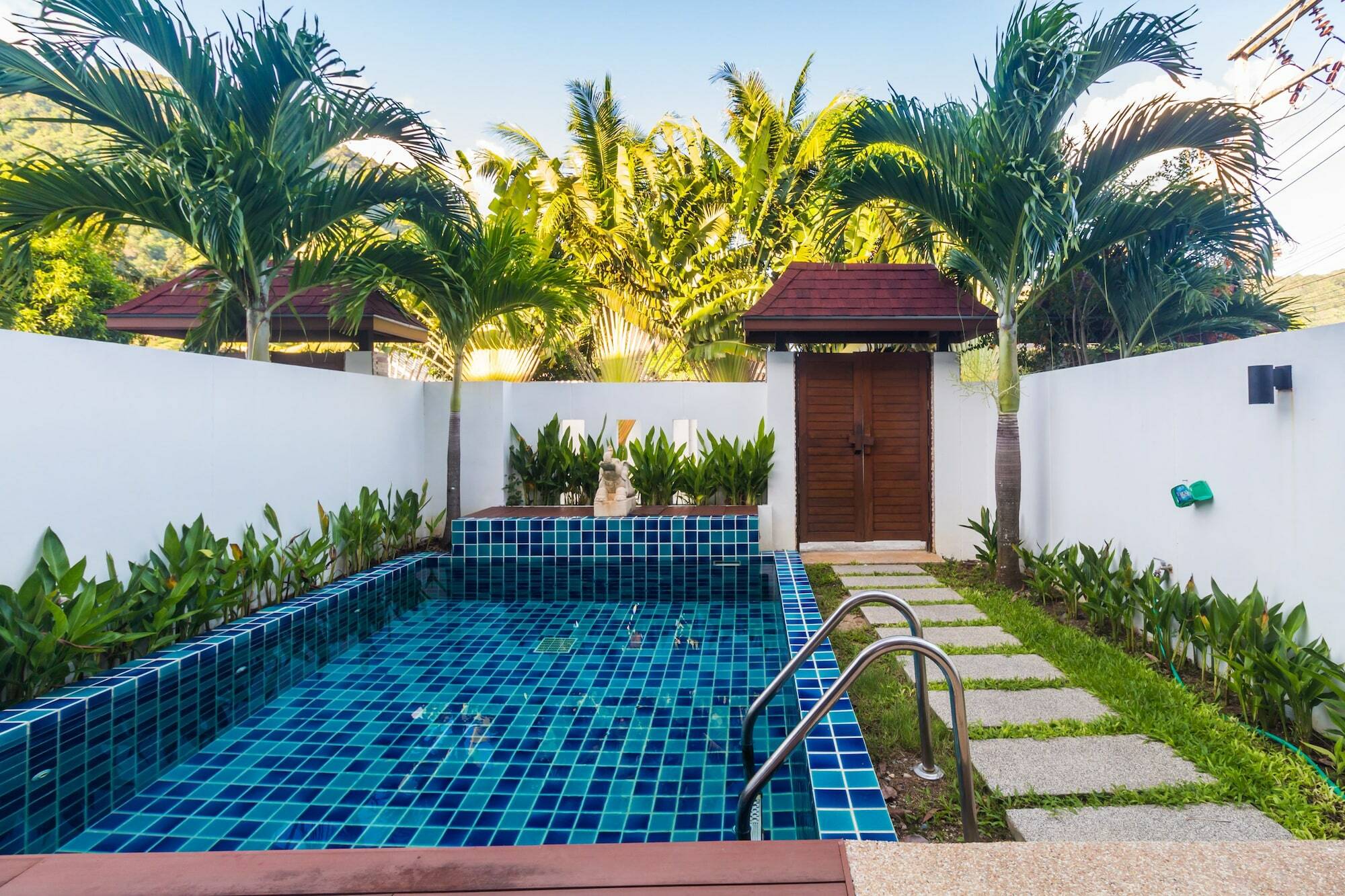 Ap West By Lofty Villa Kamala Beach Eksteriør billede