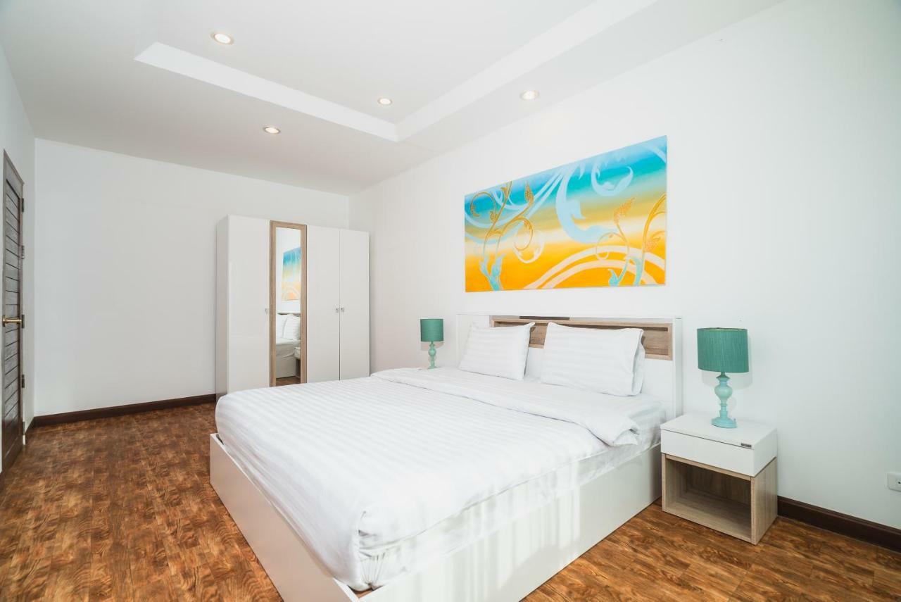 Ap West By Lofty Villa Kamala Beach Eksteriør billede